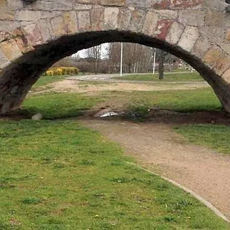 Turistico Puente P4 2-a * Salamanca